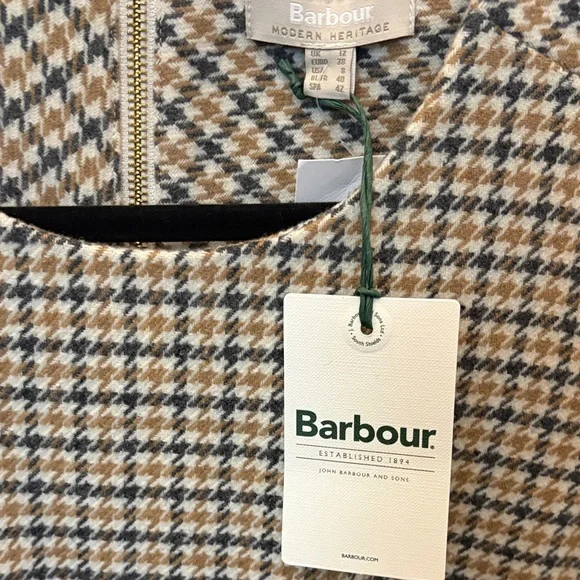 Barbour Beige and Navy Houndstooth Sleeveless Shift Dress - Picture 2 of 4
